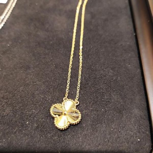 Van Cleef & Arpels レディース ネックレス・ペンダント