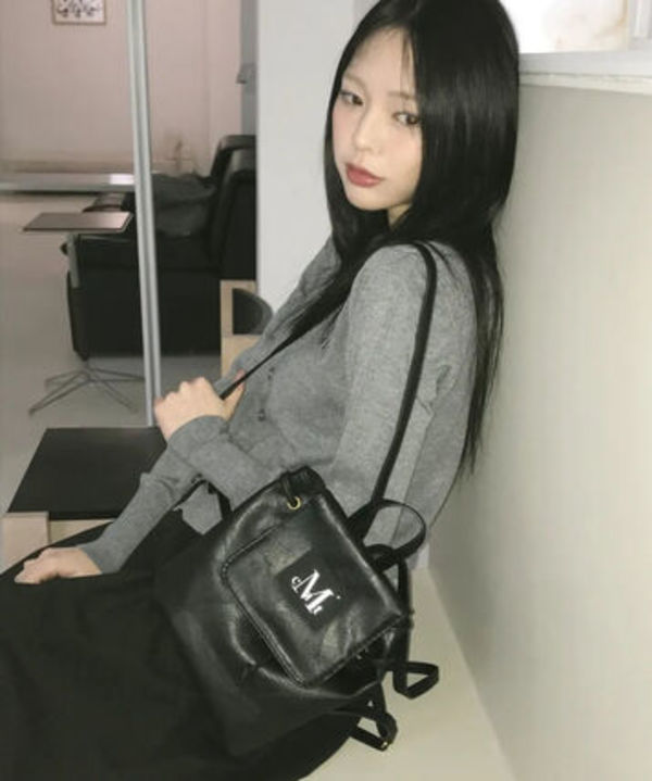 MUCENT ヴィニューヴィンテージレザーミニバッグユニセックス