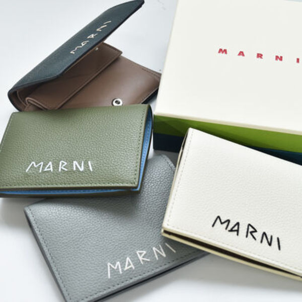 マルニ 財布 レザー 二つ折り 刺繍入り MARNI PFMI0098U0