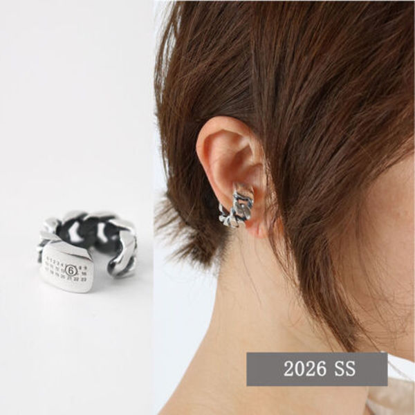 ■MM6 Maison Margiela ナンバリングロゴイヤーカフ SM6VG0101