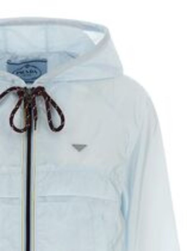 【傑作】透明感あふれる氷のブルー。PRADA クロップドダウン