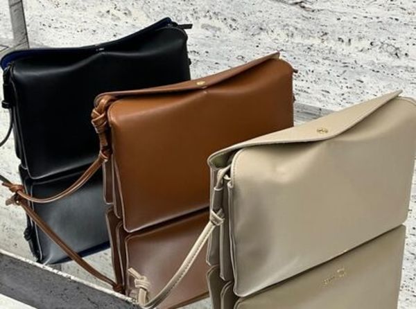 CELINE 10P862O86.GFY5 TRIO FLAP IN SMOOTH LAMBSKIN