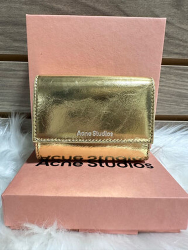 ACNE STUDIOS|ゴールド メタリック 折りたたみ財布 CG0289