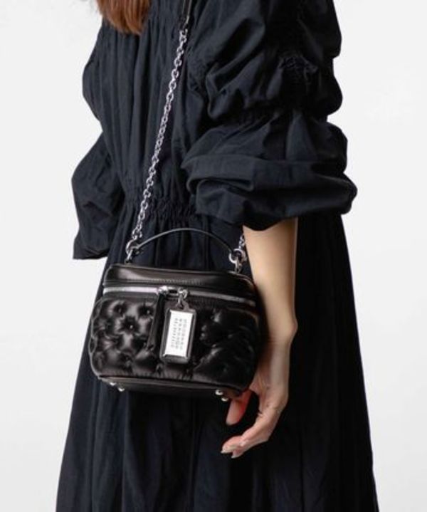 MAISON MARGIELA SB2WD0091 P6434 ハンドバッグ GLAM SLAM