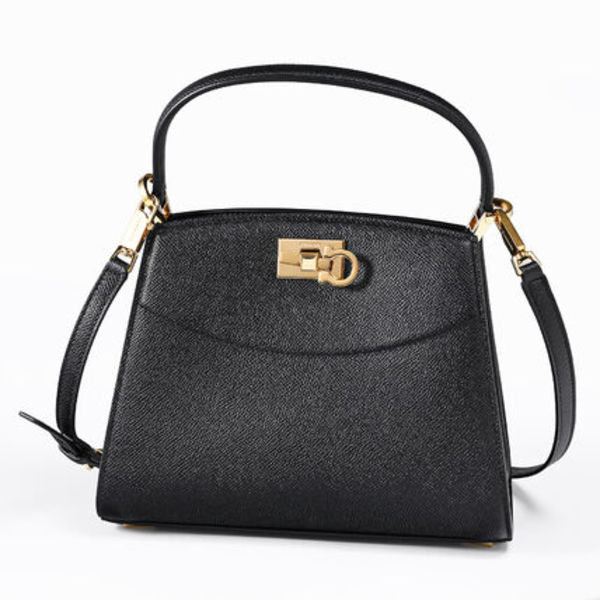 Ferragamo ハンド ショルダーバッグ S ガンチーニ