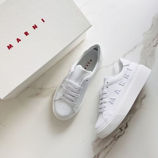 ★大人もOK★【MARNI】ロゴ刺繍レザースニーカー  関税送料込