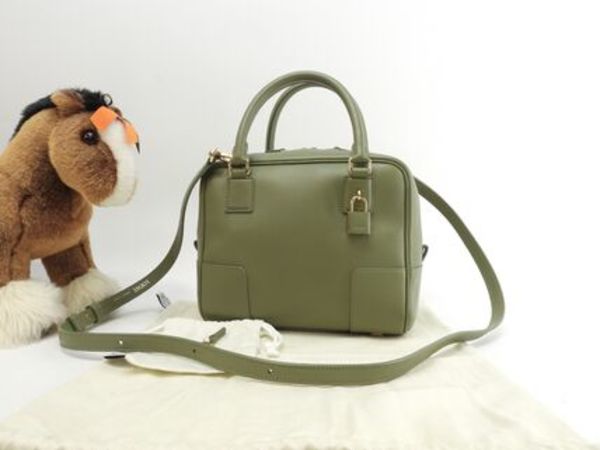 ロエベ アマソナ19スクエア ナパカーフ アボガドグリーン ハンド