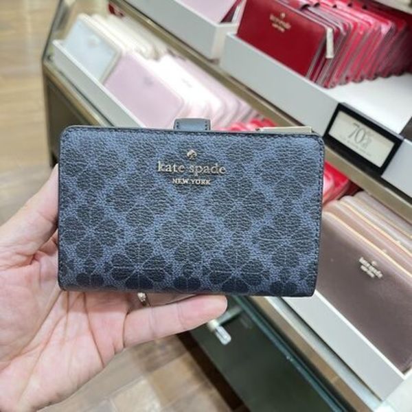 【Kate Spade】 スペードフラワー ミディアム二つ折り財布 KG488