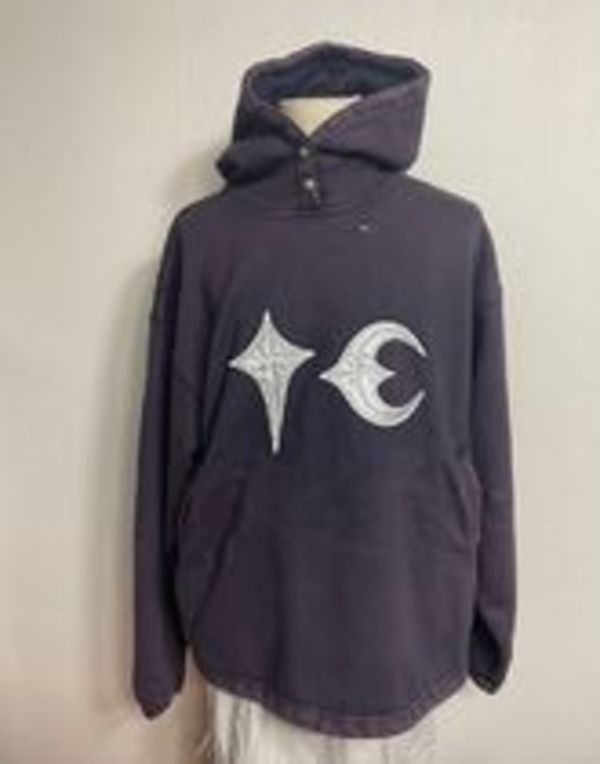 大人気 ☆ THUG CLUB ☆ ROCK HOODIE