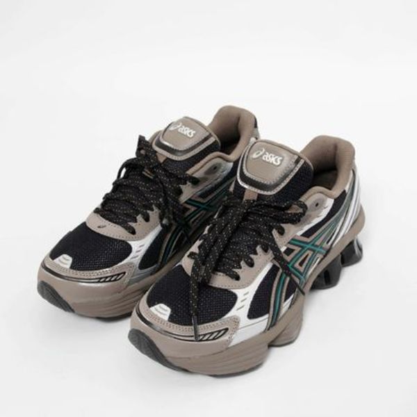 ASICS スニーカー GEL-KINETIC FLUENT UNISEX SPORTSTYLE SHOES