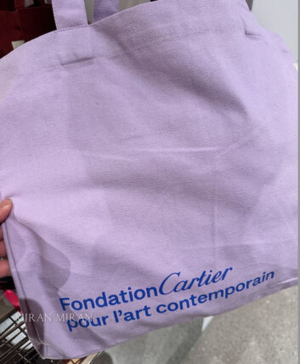 日本見入荷♪カルティエ財団美術館 オリジナルトートバッグ