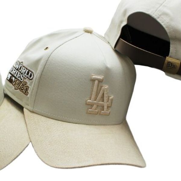 海外モデル 上品なスエードバイザー New Era 9Forty A-Frame Cap