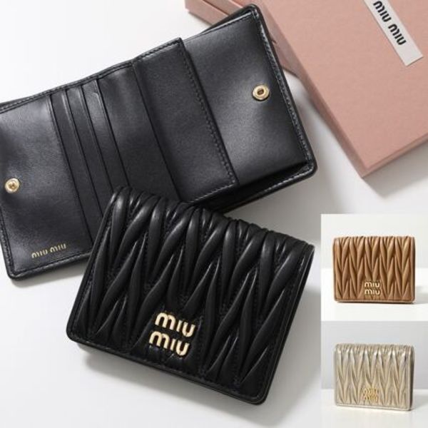 MIUMIU 二つ折り財布 5MV204 2FPP MATELASSE レザー
