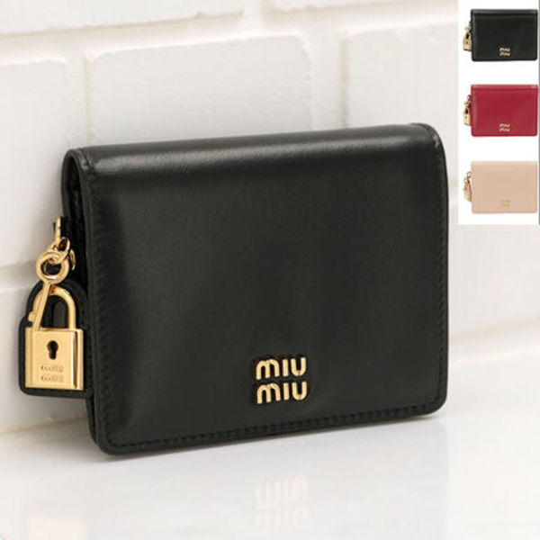 MIU MIU 財布 二つ折り レザー パドロックチャーム