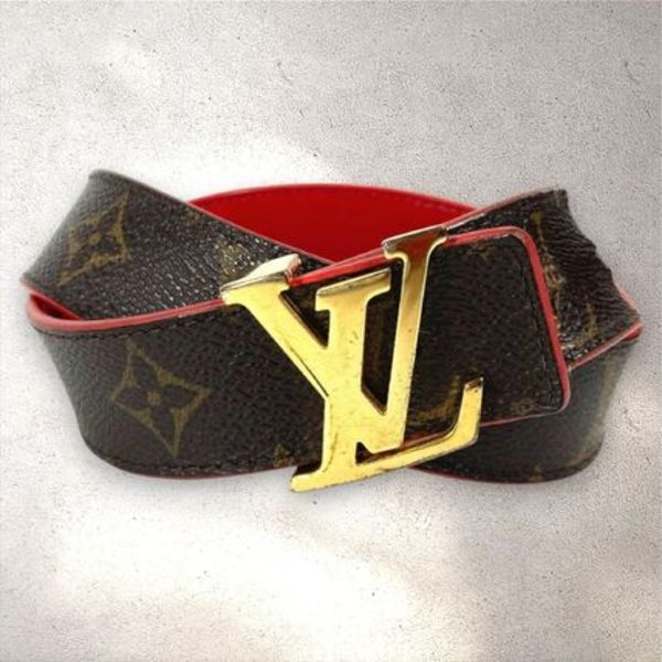 LOUIS VUITTON サンチュール LVイニシャル ベルト