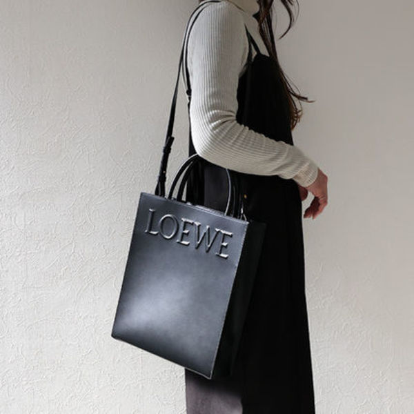 LOEWE ロエベ トートバッグ 通勤バッグ ロゴ 本革 レザー A4可
