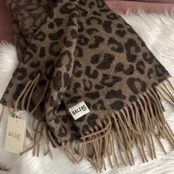 【Balzac Paris】バルザック レオパード マフラー