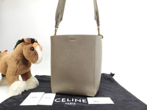 セリーヌ サングルバケットスモール レザー トープ