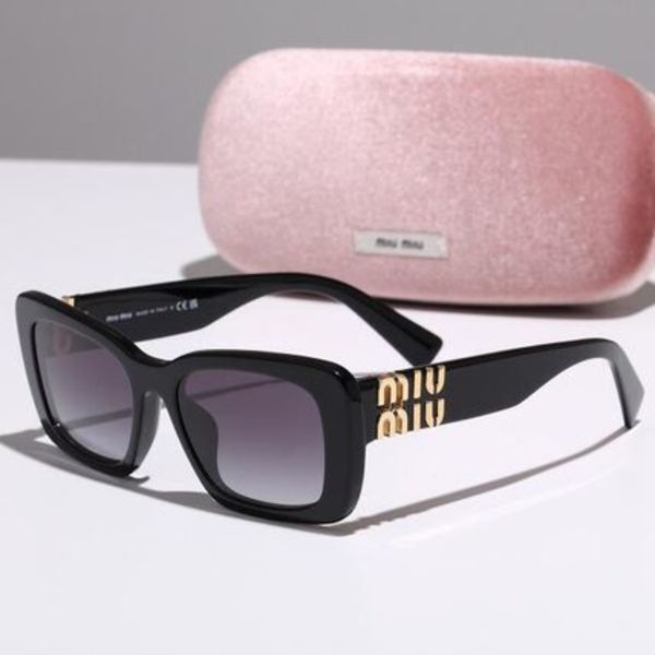 MIUMIU サングラス SMU 07Y キャットアイ型