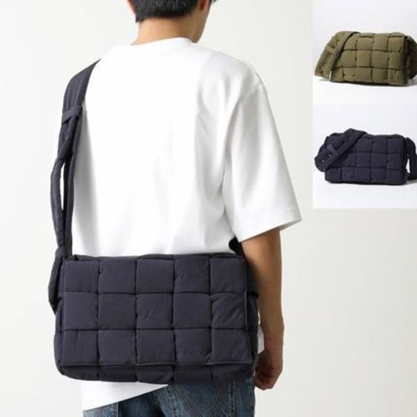 【カラー限定特価】BOTTEGA VENETA バッグ 690133 VBO81