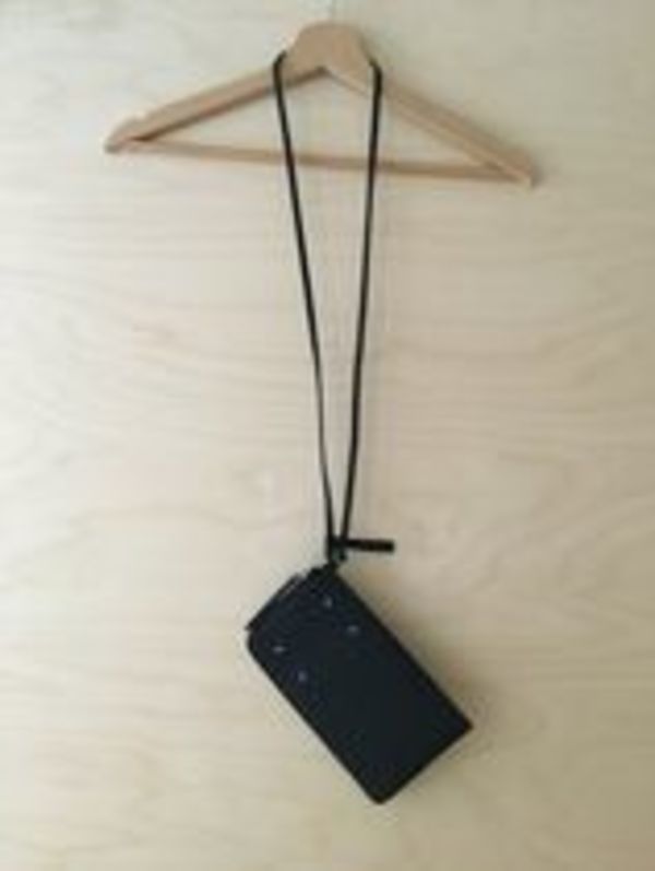 MAISON MARGIELA  ネックポーチ フォンケース