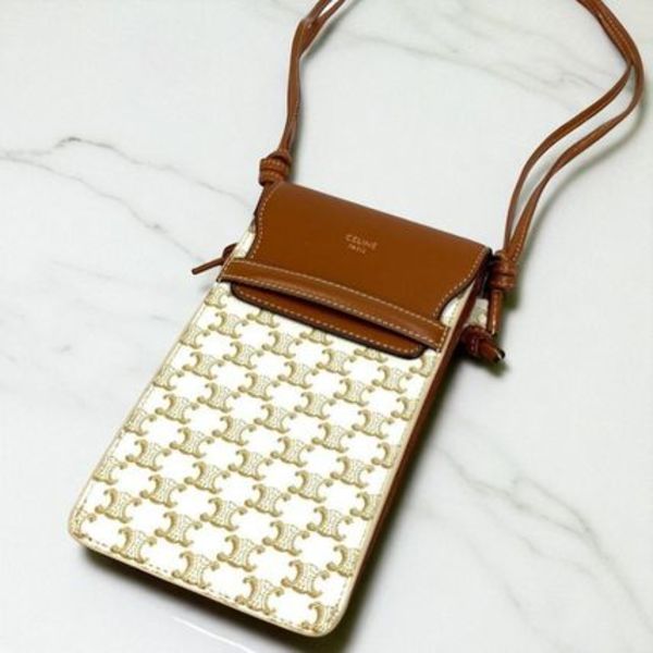 CELINE フォンケース