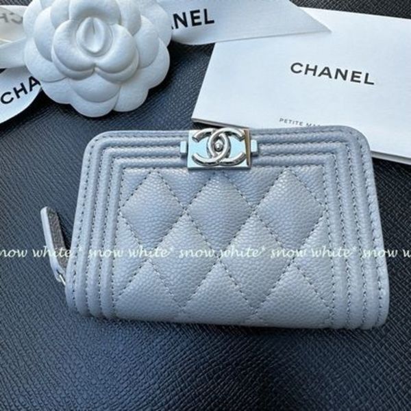 明日着 限定色 カードも入る小銭入♪ミニ財布 BOY CHANEL