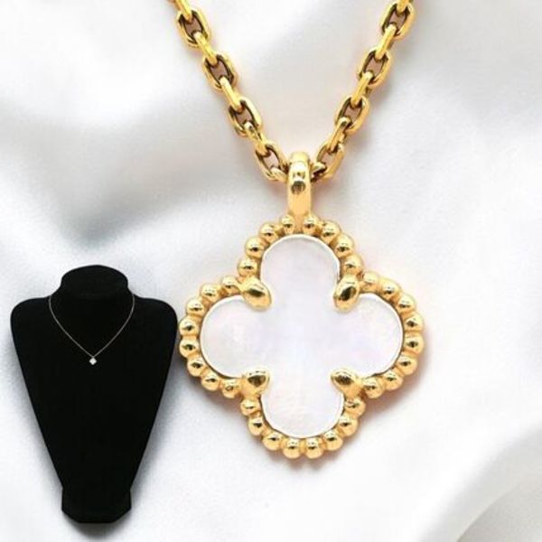 Van Cleef & Arpels スウィート アルハンブラ ネックレス