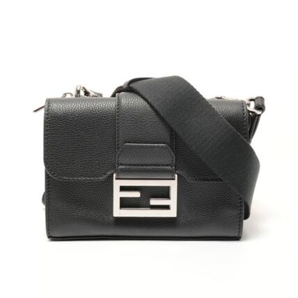 FENDI ショルダーバッグ ダブルバゲットバッグ ショルダ...