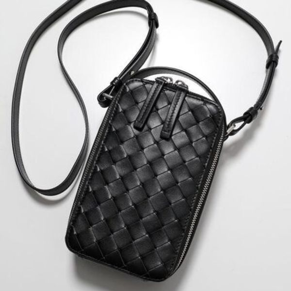 BOTTEGA VENETA フォンポーチ 826829 V2HL0 イントレチャート