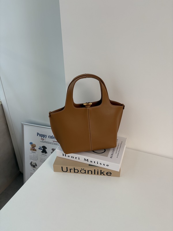 BUYMA参考価格¥23,000