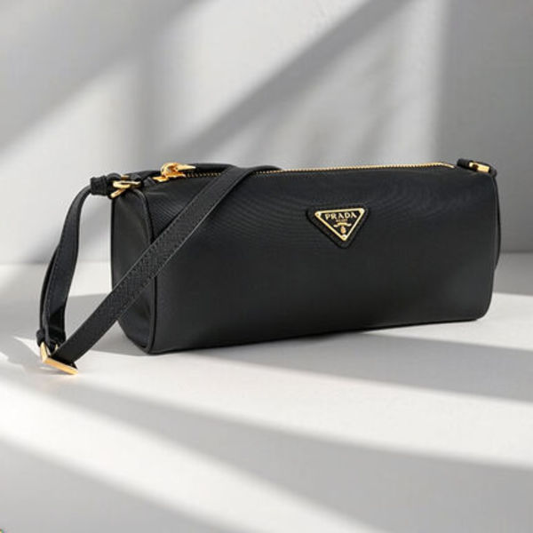 PRADA ポーチ Re-Nylon ショルダーバッグ ミニバッグ