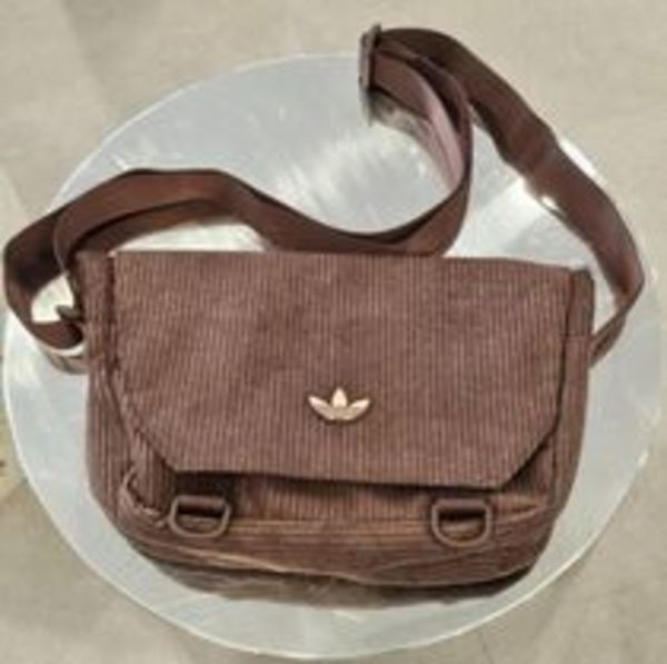 【ADIDAS】 NEXT+ Corduroy Messenger Bag ★送料関税込み★