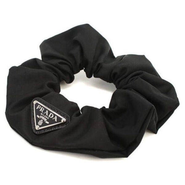 【国内即発】PRADA Re-Nylon シュシュ 1IF015
