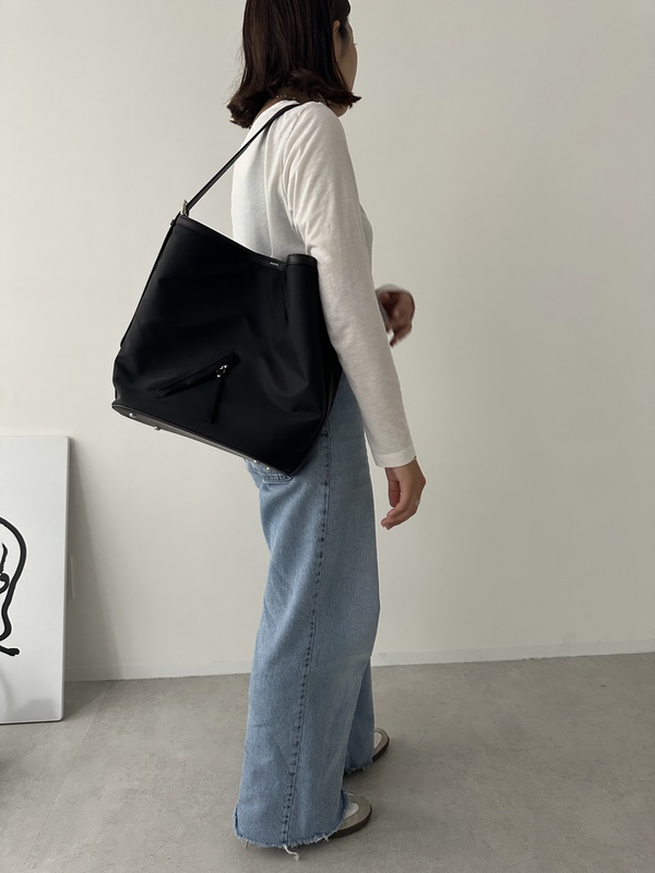 BUYMA参考価格¥22,000