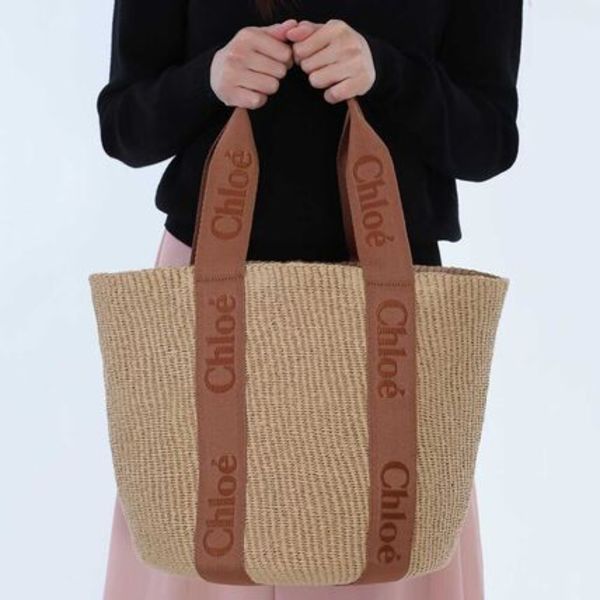 Chloe かごバッグ CHC23AS380 L18 WOODY ラージ バスケット