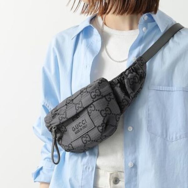 GUCCI ボディバッグ 767934 FACPM GGロゴ