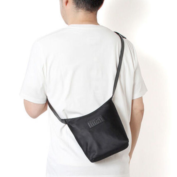 エムエムシックス MM6 Maison Margiela ナイロンクロスボディBAG