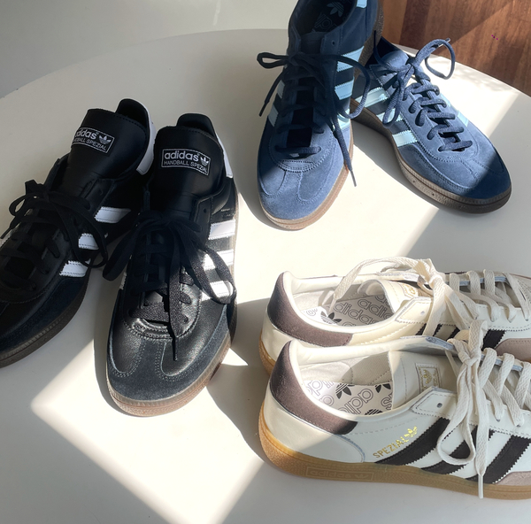 adidas HANDBALL SPEZIALスニーカー人気モデル早い サイズ感》アディダスの「スペツィアル」スニーカーなぜ人気?-人気色
