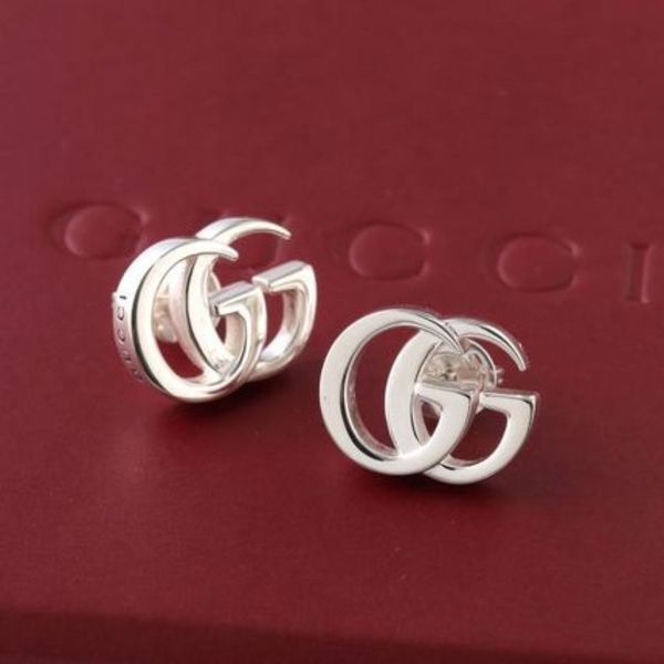 GUCCI ピアス GG MARMONT 814919 J8400