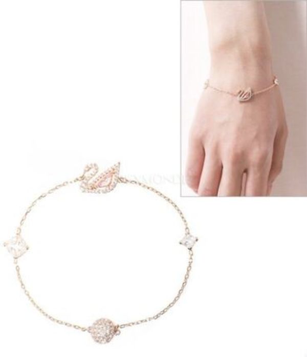 SWAROVSKI| (Swan Bracelet - SIZE M (5472271))