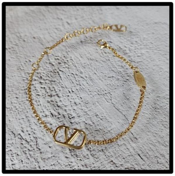 ★関税込★VALENTINO★V LOGO SIGNATURE ブレスレット★