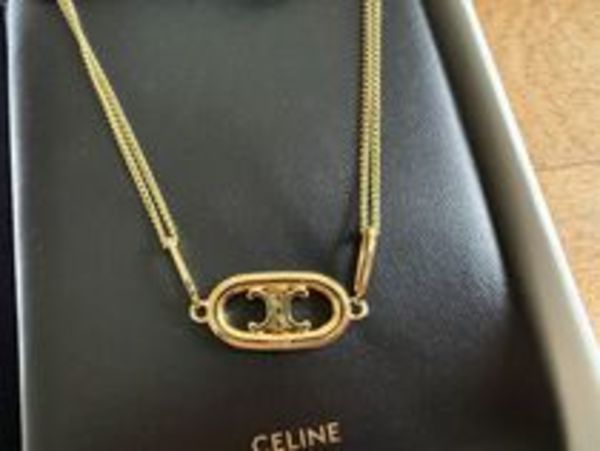 【送料込/直営店セール】CELINE ネックレス トリオンフ ロゴ