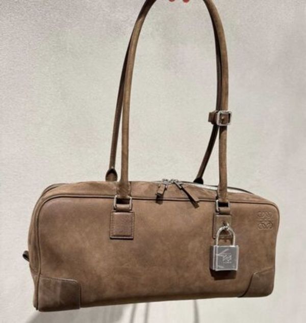 LOEWE アマソナ31 クロップド バッグ