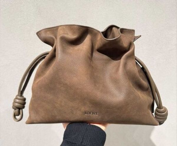 LOEWE フラメンコクラッチ ミディアム (ツンドラ)