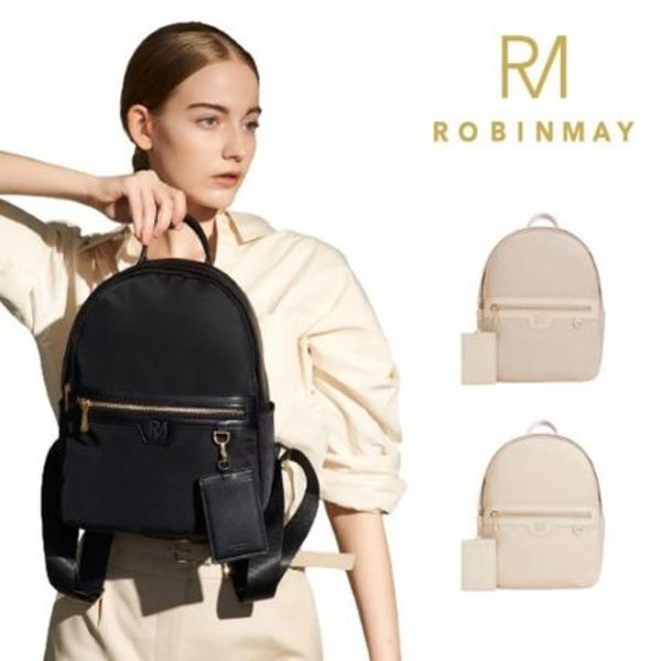 追跡有★ROBINMAY パスケース付 軽量ナイロンリュック 3色 M