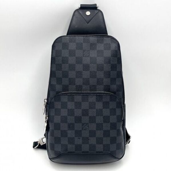 LOUIS VUITTON アヴェニュー スリング ボディバッグ ブラック