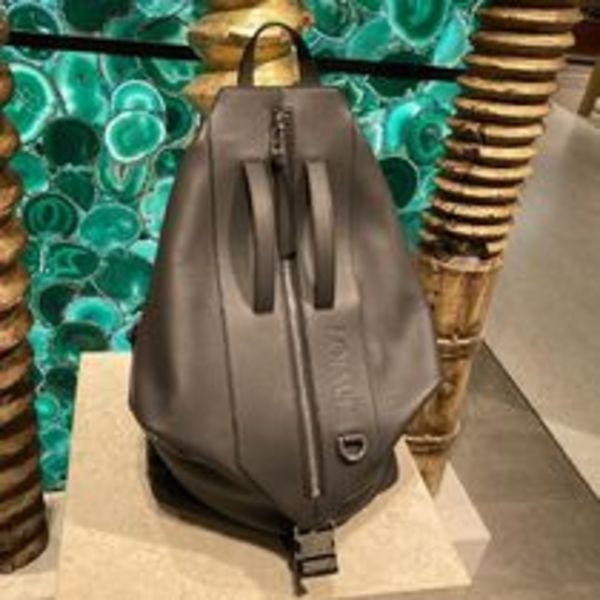 カラバリ有☆【直営店買付】LOEWE コンバーチブル バックパック
