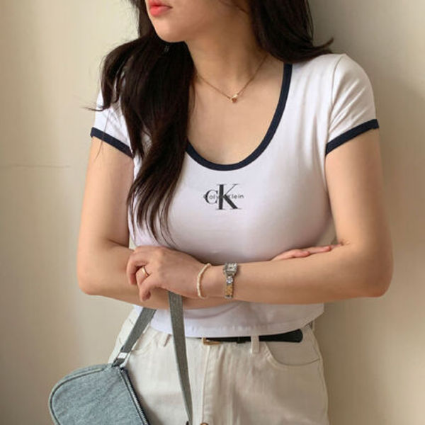 【Calvin Klein】レディース スクープネック半袖Tシャツ 47G220G