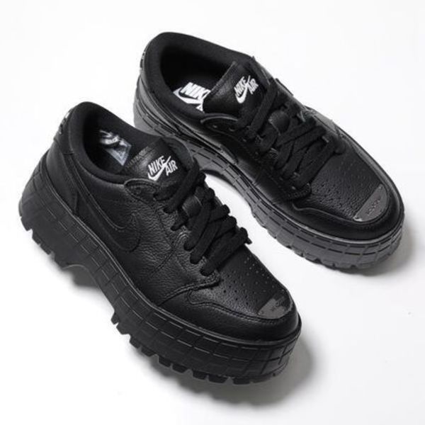 NIKE スニーカー W AIR JORDAN 1 BROOKLYN LOW HF3184